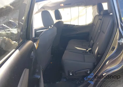 2017 Toyota Highlander Le z USA, uszkodzony, nr VIN 5TDZARFH5HS023286